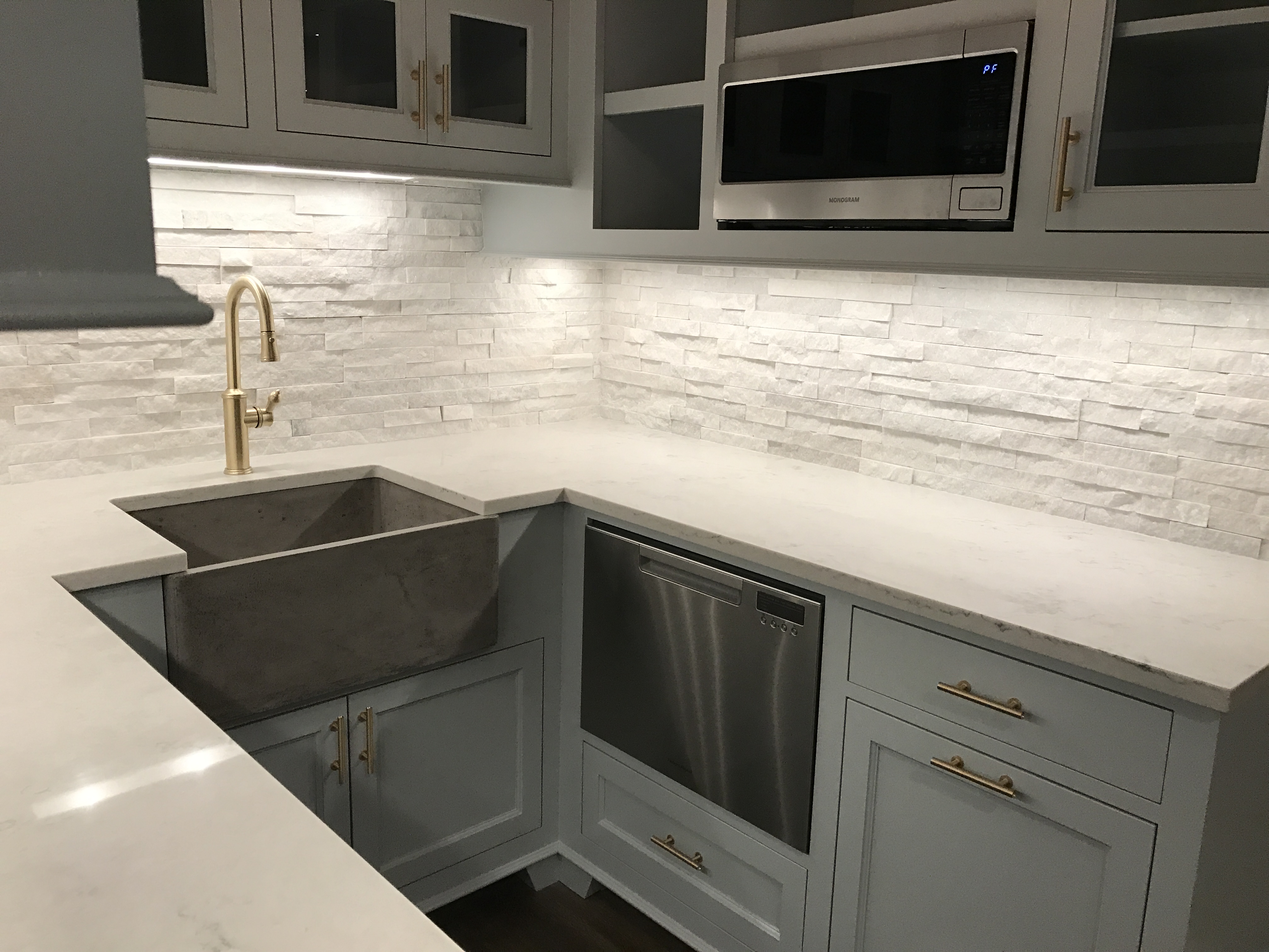 Quartz Tile Backsplash My White Kitchen Dreams Have Come True 
