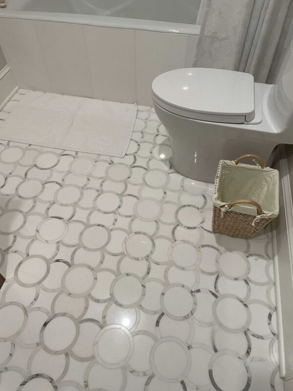 Haylo Calacatta Waterjet Mosaic