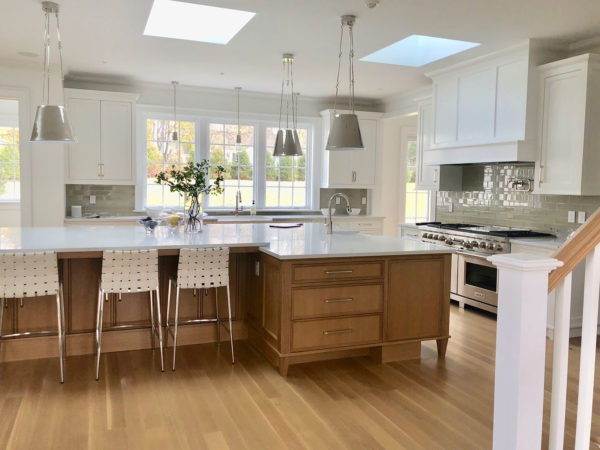 Quartz Countertop Kitchen and Glass Backsplash