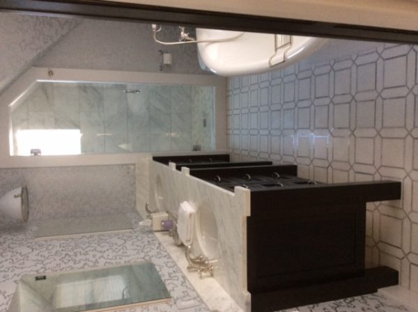 White Thassos in Bardiglio Large Hexagon Floor